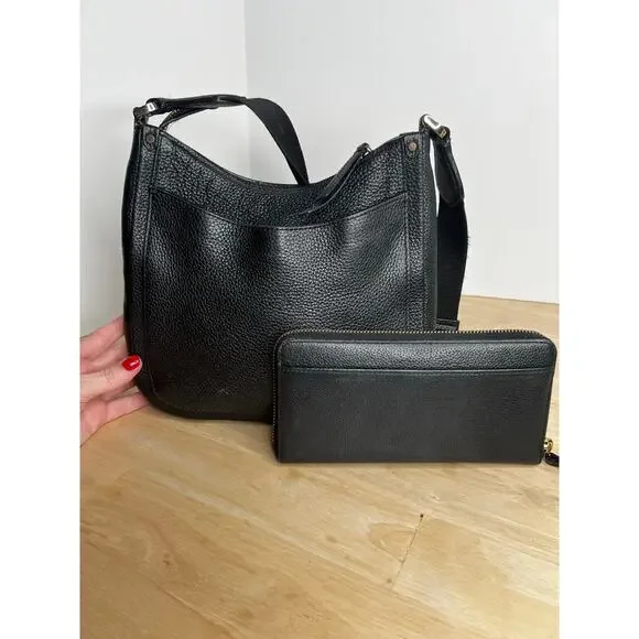 Kate Spade New York Roulette Medium Black Pebbled Messenger Bag and Wallet Set - Picture 2 of 11